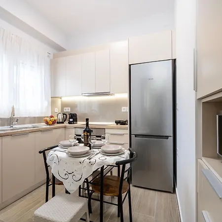 Port Cyan - 2 Min Walk To Harbor & Beaches Lägenhet Kos