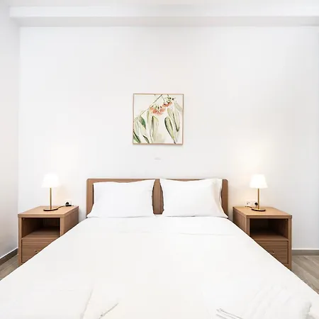 Apartment Port Cyan - 2 Min Walk To Harbor & Beaches *