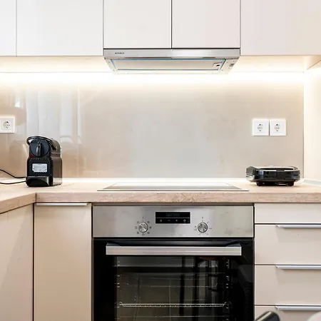 Apartment Port Cyan - 2 Min Walk To Harbor & Beaches