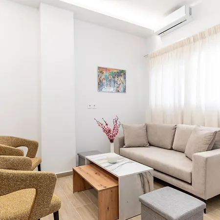 Port Cyan - 2 Min Walk To Harbor & Beaches