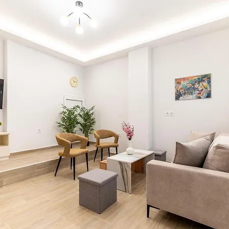 Appartement Port Cyan - 2 Min Walk To Harbor & Beaches Kos